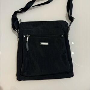Baggallini crossbody.